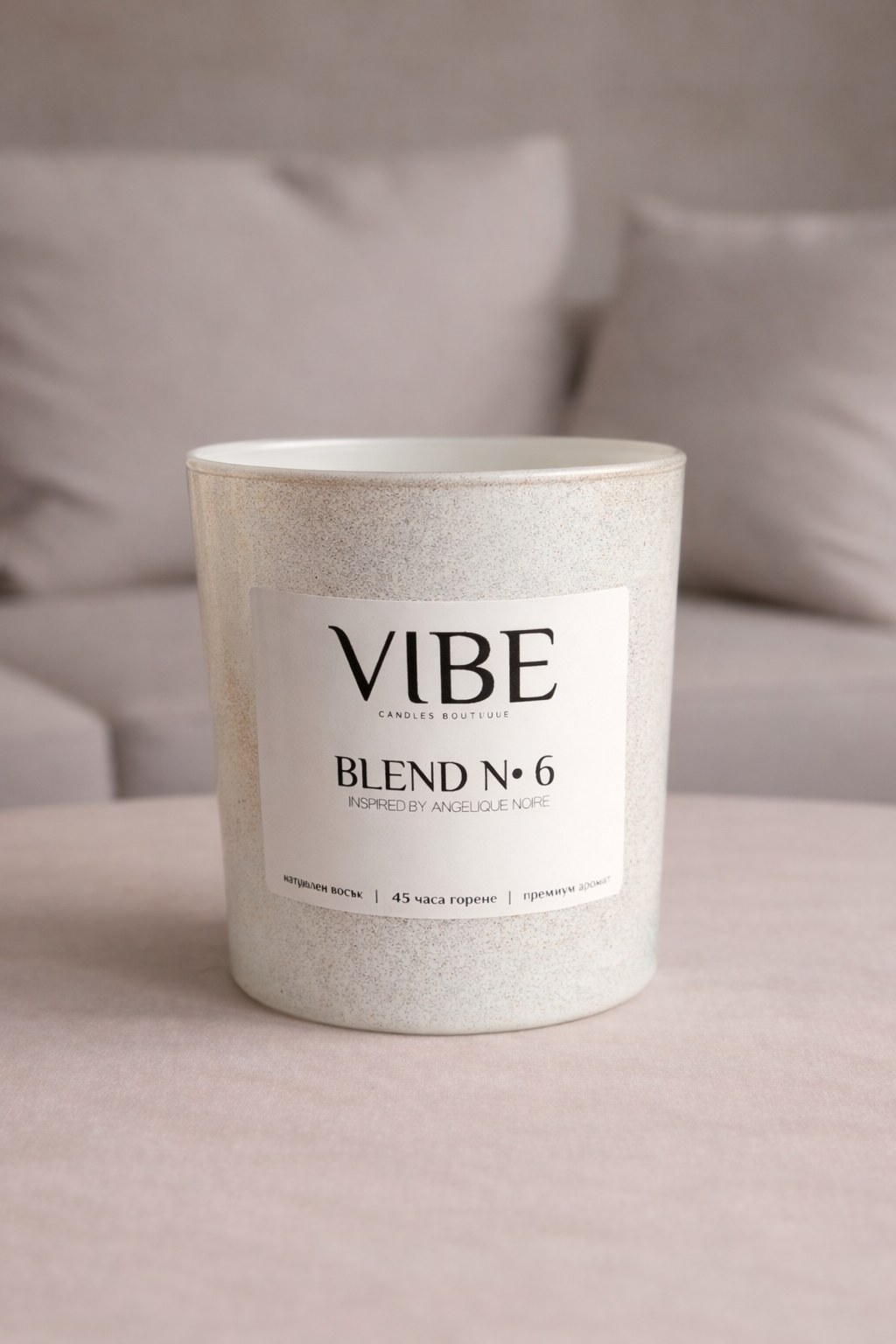 Свещ Blend 6 вдъхновена от Angelique Noire